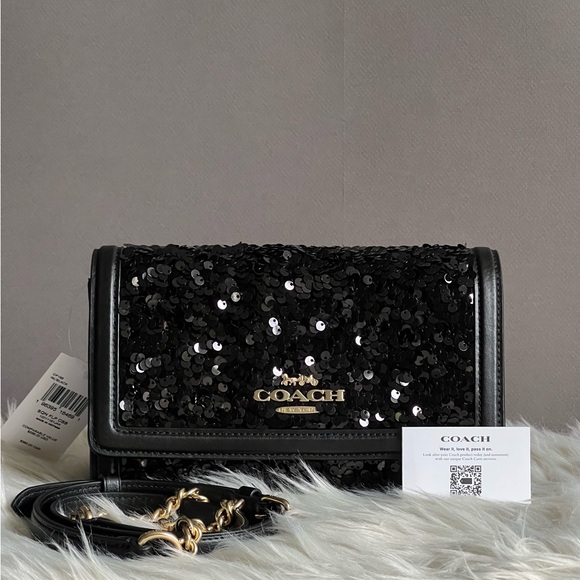 💰SOLD - CP188 - Coach Flap Clutch Crossbody - Picture 10 of 14